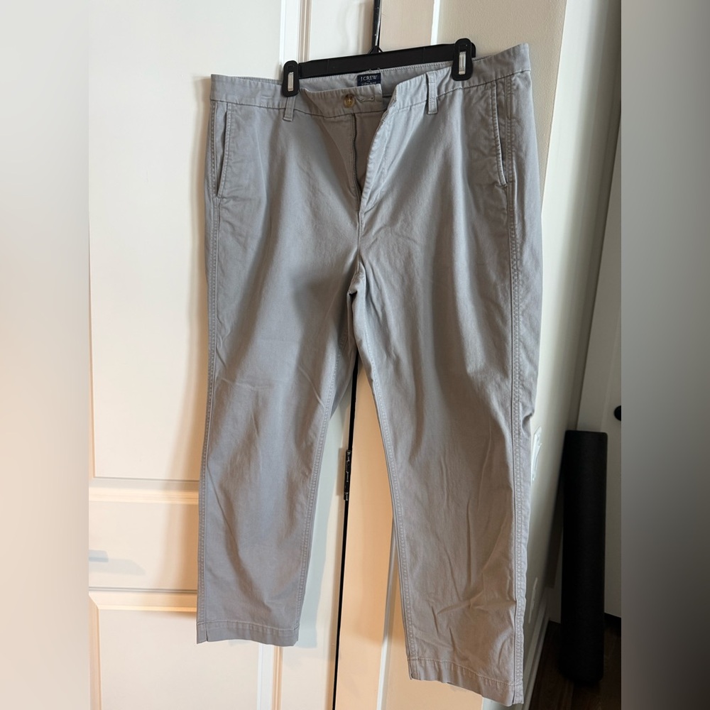 Women’s gray pants